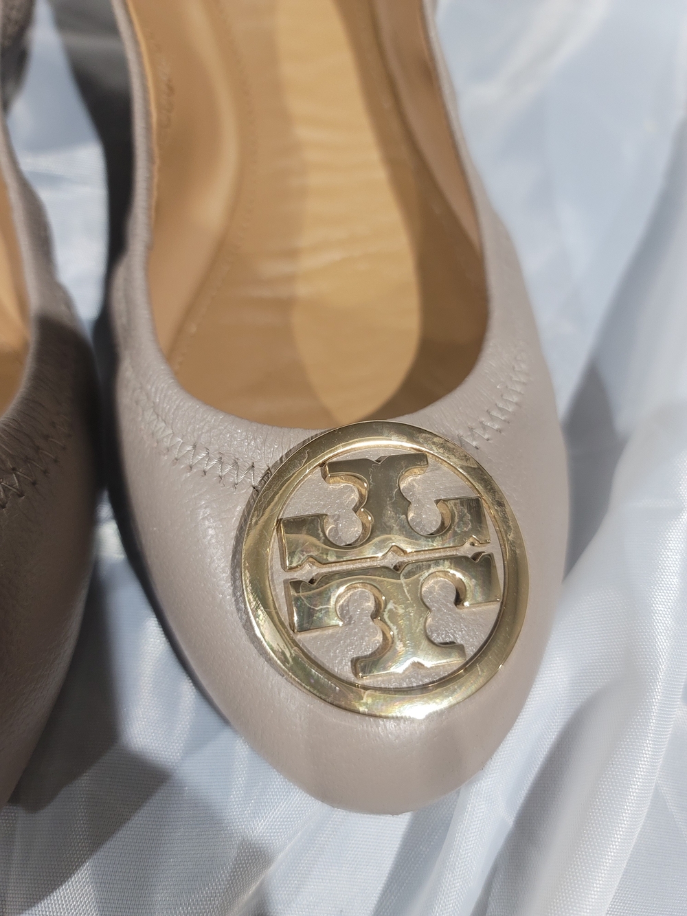 Tory Burch Classic Tan Leather Ballet Flats - Size 10 - Picture 3 of 10